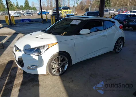 2013 Hyundai Veloster Base W/Black from USA, damaged, VIN KMHTC6AD2DU157239